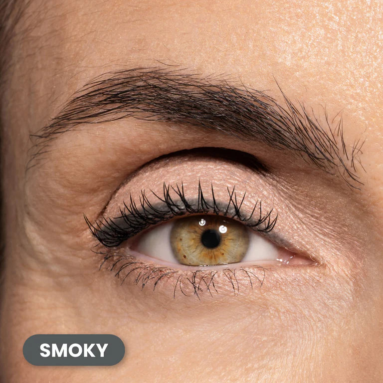 Smoky eyeliner shade